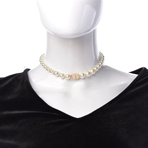 dior pearl chocker